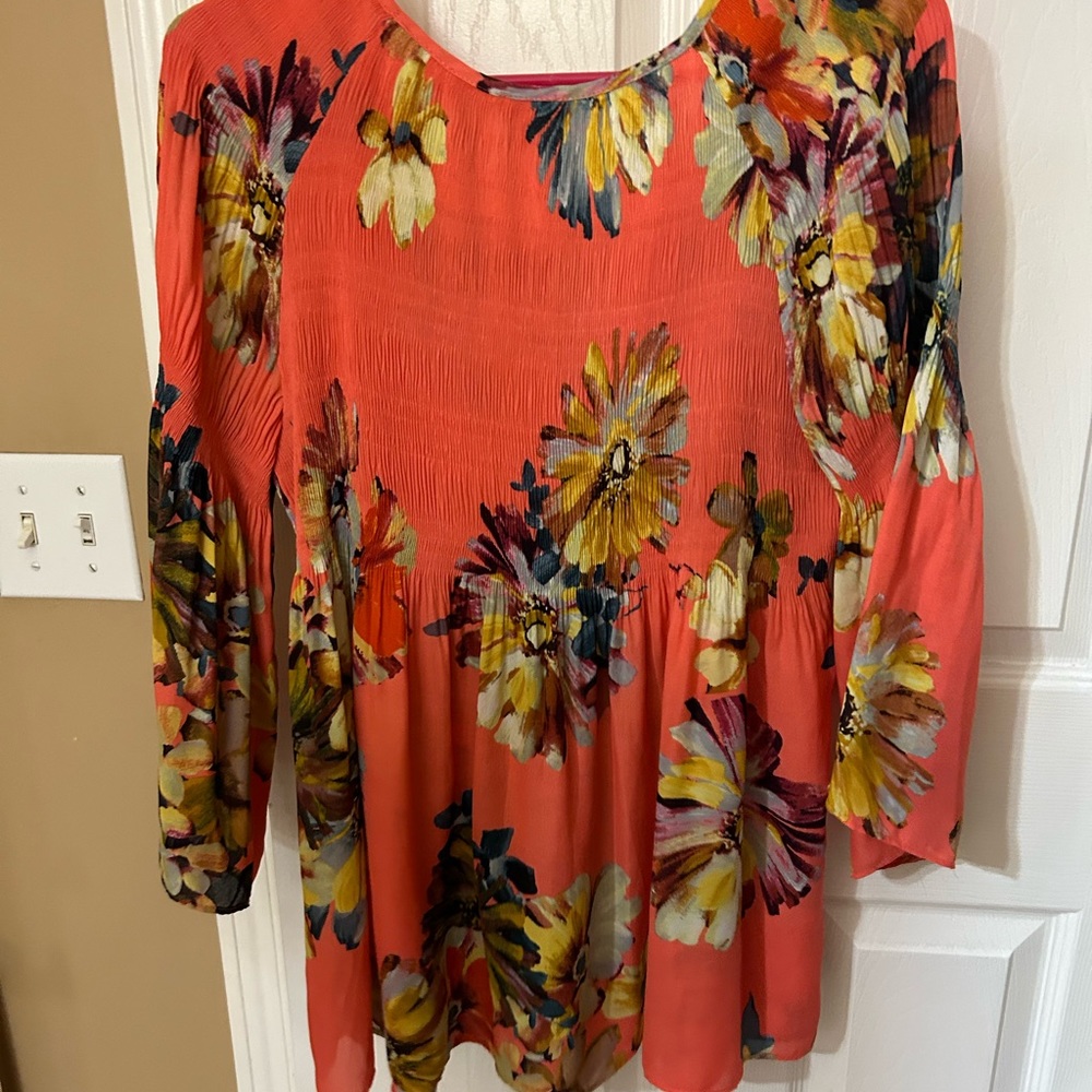 Orange Floral Spense Top Sz Large